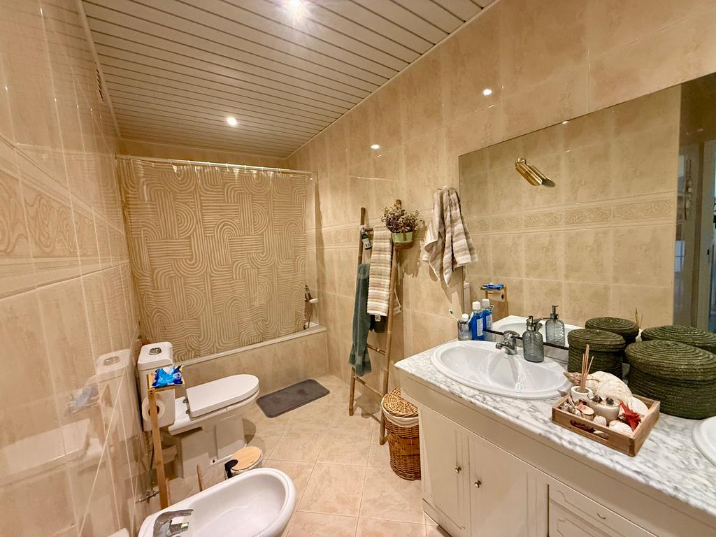 Apartamento T3 R/Chão em Nossa Senhora de Fátima, Entroncamento - Image 3