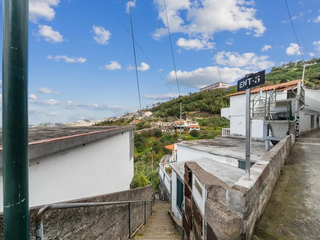 Moradia no Livramento, Funchal - Excelente Oportunidade de Investimento - Image 18