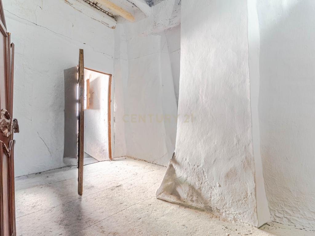 - Image 21