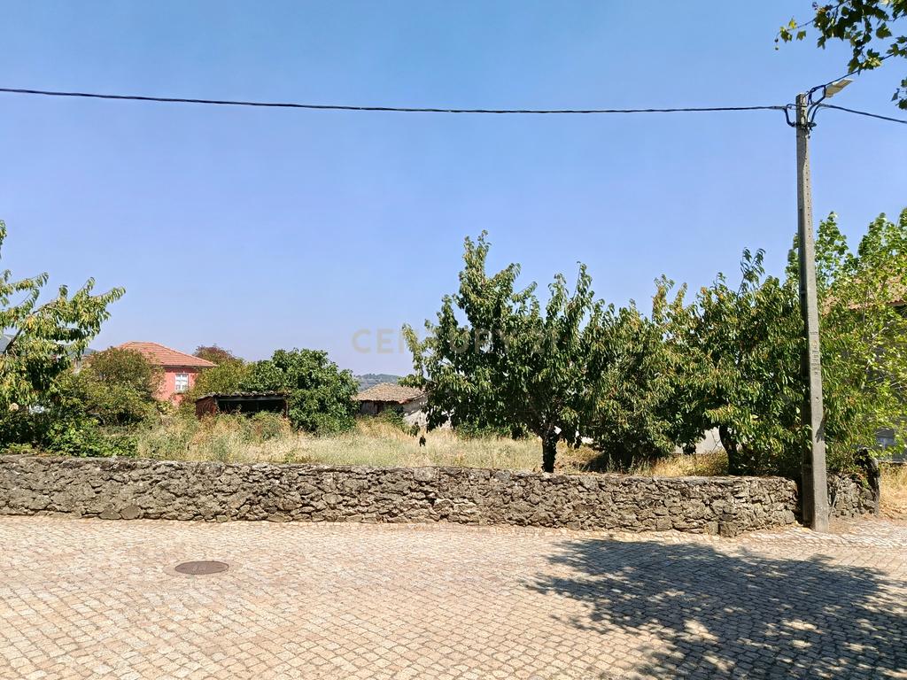 Espetacular Moradia com Terreno e Anexos em Rebordãos e Vista Panorâmica em Bragança - Image 7