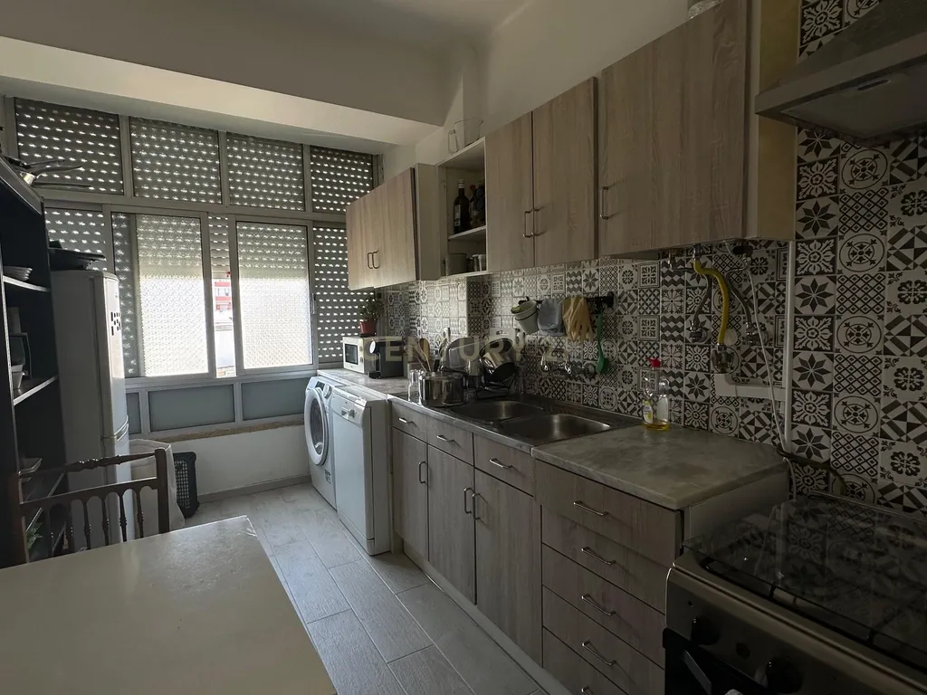 Apartamento T2 em Damaia de Cima - Image 2