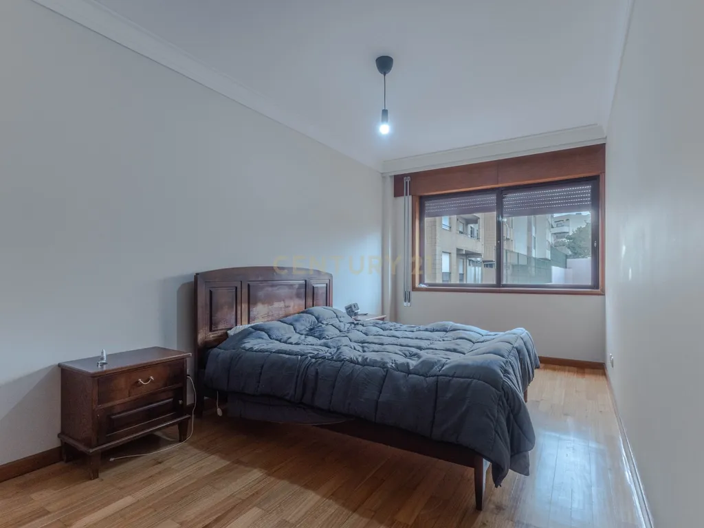 Excelente Apartamento T2 na Travessa das Condominhas - Image 22