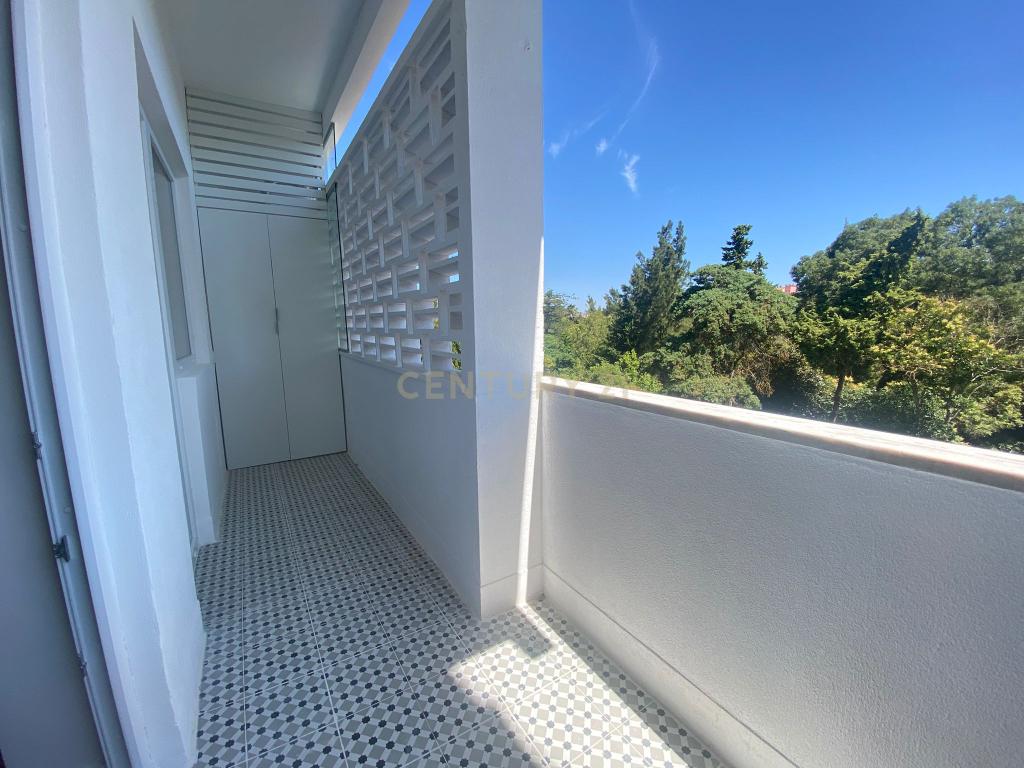 Apartamento T2 na Estrada da Luz, junto ao colégio Militar - Image 15