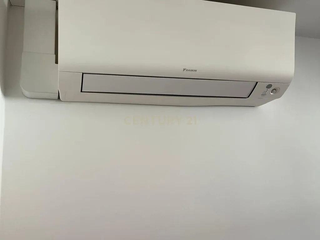 Apartamento T2 em Campo de Ourique - Image 9