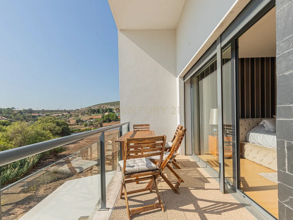 ✨ Moradia T4 de Luxo em Condomínio Exclusivo – Santo Antão do Tojal, Loures - Image 22