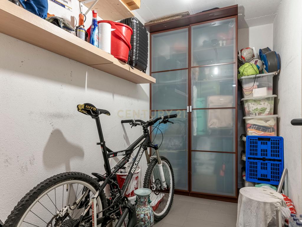Apartamento T4 em Alfragide com Vista e Excelentes Acabamentos - Image 33
