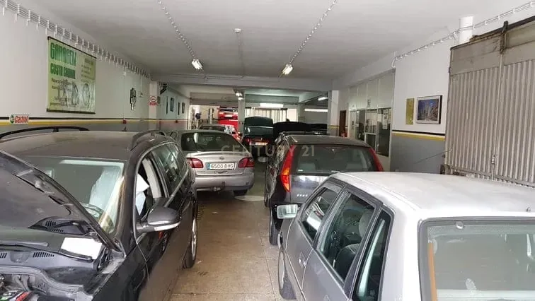 Oficina/Garagem para Trespasse - 316 m² - Rua de Costa Cabral - Image 17