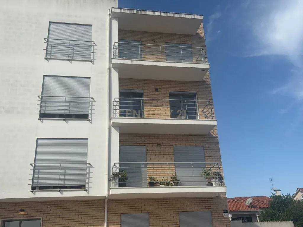 Moderno T3 com Varandas em Nossa Senhora de Fátima, Entroncamento - Image 24