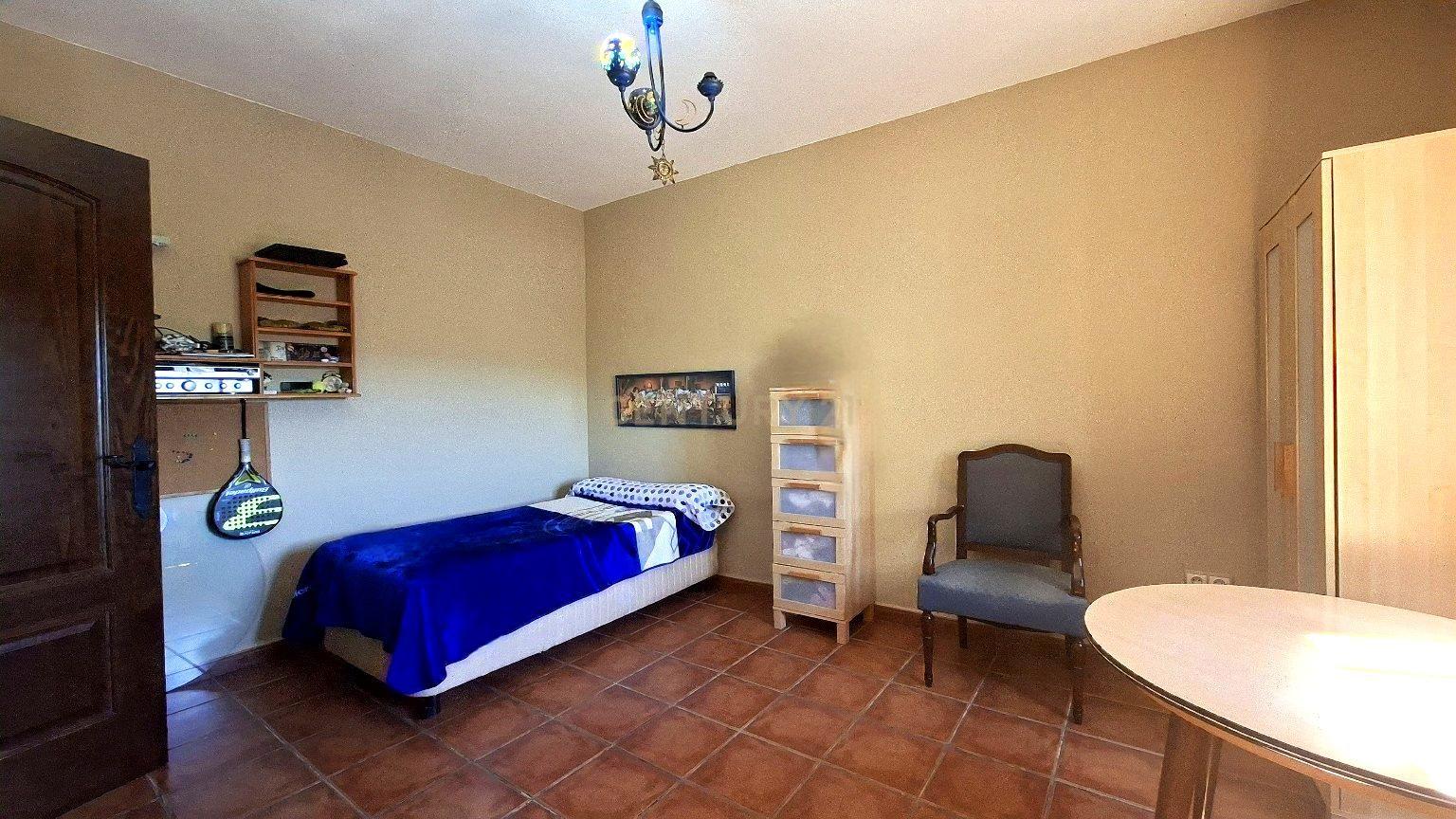 Chalé rústico com jardim e piscina em zona residencial tranquila – Arriate (a 10 minutos de Ronda) - Image 28