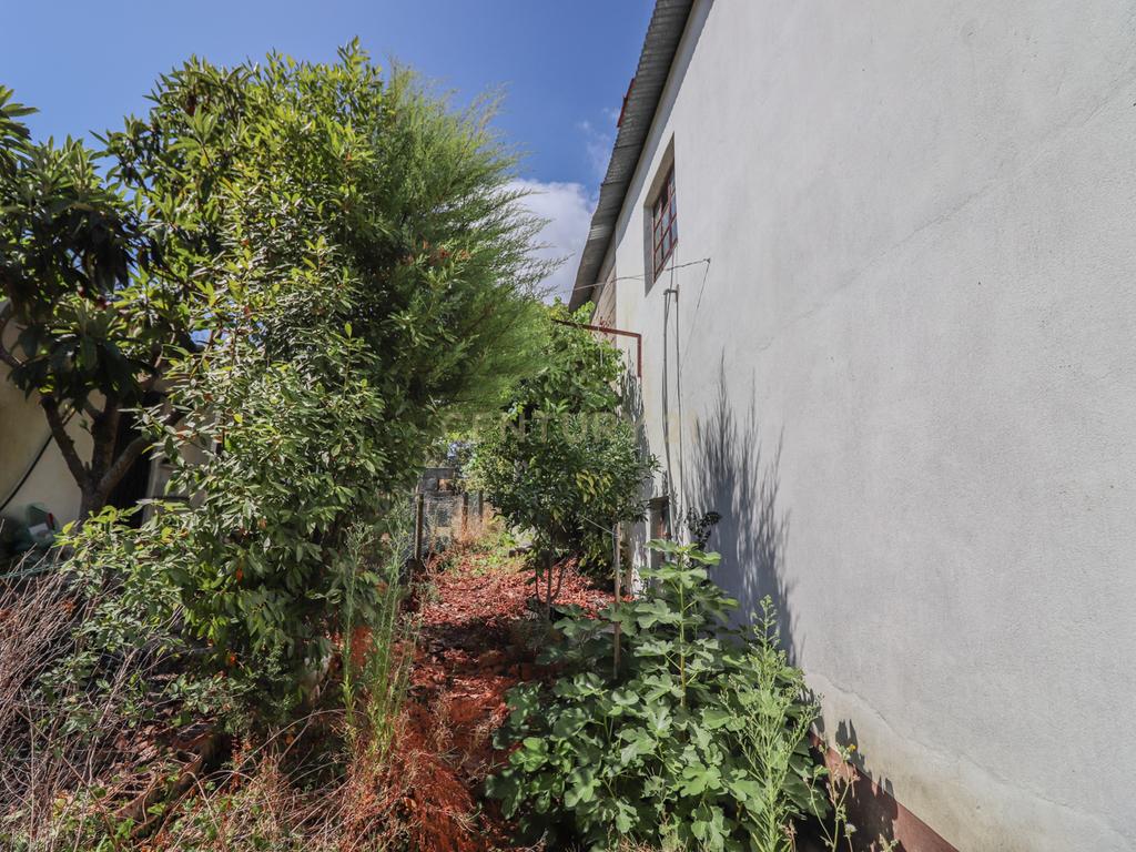 Oficina e anexo para habitação com terreno, em Ansião - Image 30