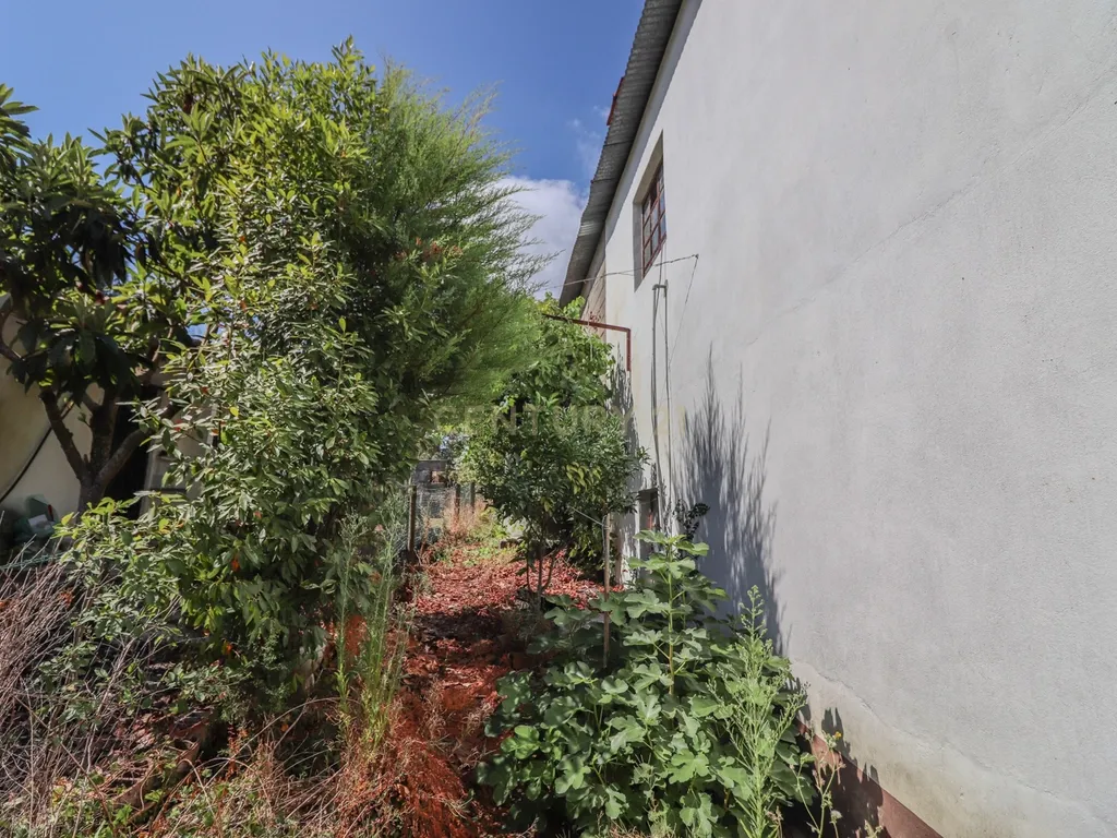 Oficina e anexo para habitação com terreno, em Ansião - Image 29