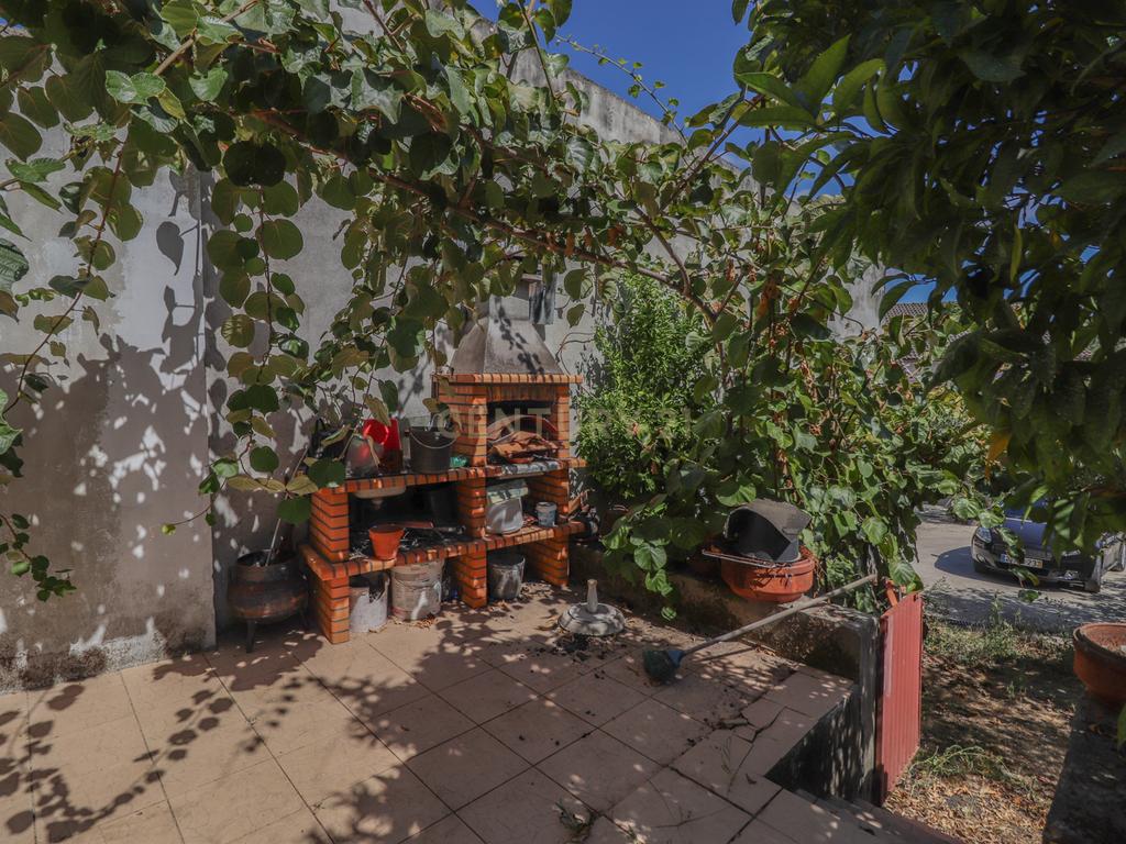 Oficina e anexo para habitação com terreno, em Ansião - Image 26
