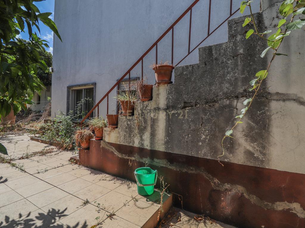 Oficina e anexo para habitação com terreno, em Ansião - Image 13