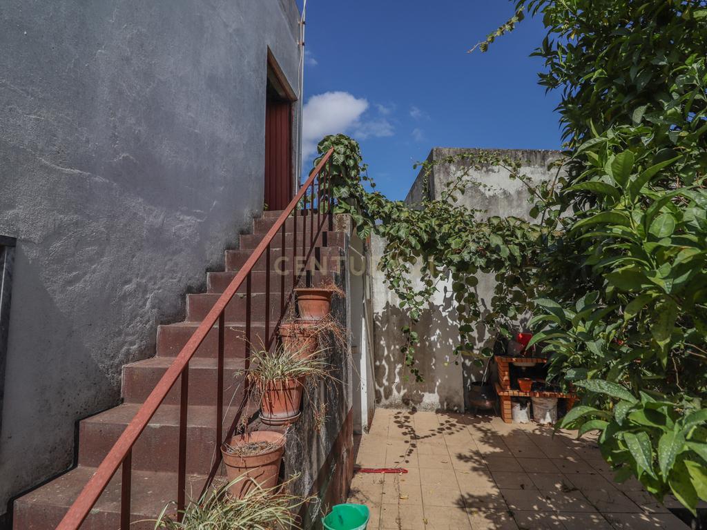 Oficina e anexo para habitação com terreno, em Ansião - Image 11