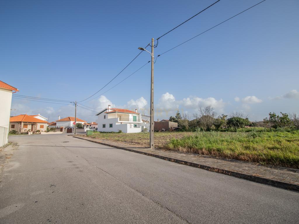 Terreno Plano em Figueira da Foz - Oportunidade Única! - Image 6