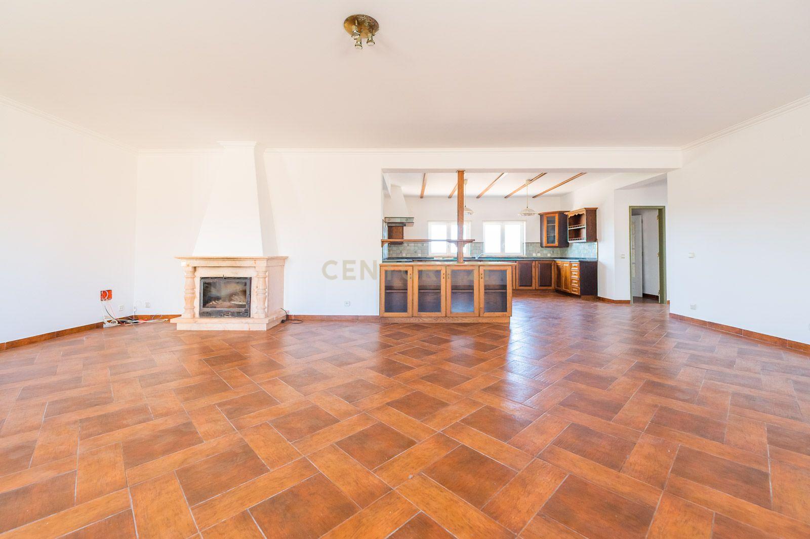 Quinta com 2 Moradias e Moinho com 3.412m2 em Monte Bom - Santo Isidoro - Image 8