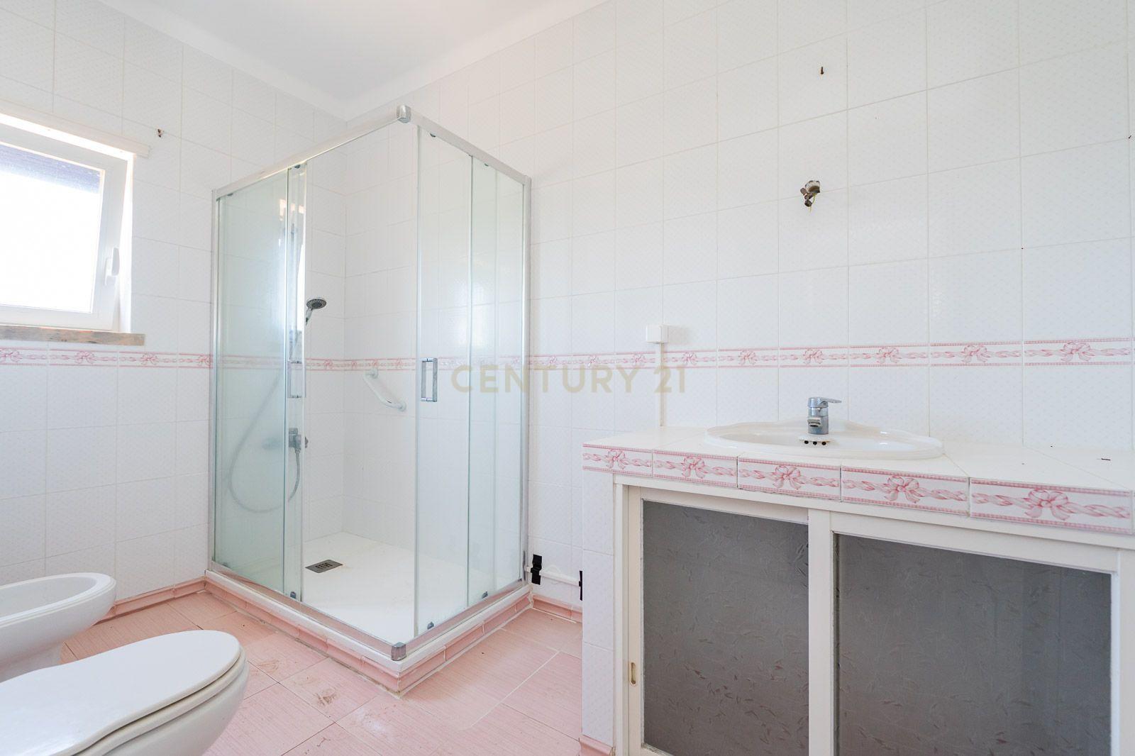 Quinta com 2 Moradias e Moinho com 3.412m2 em Monte Bom - Santo Isidoro - Image 19