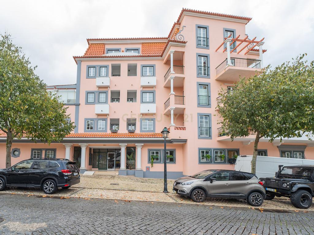 Monte Estoril - Apart. T1+1 com estacionamento e piscina em condomínio na Av Saboia - Image 1
