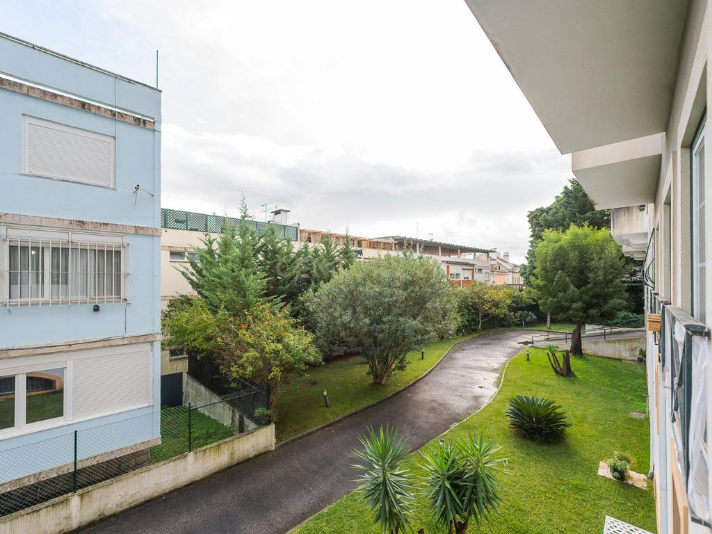 Monte Estoril - Apart. T1+1 com estacionamento e piscina em condomínio na Av Saboia - Image 31