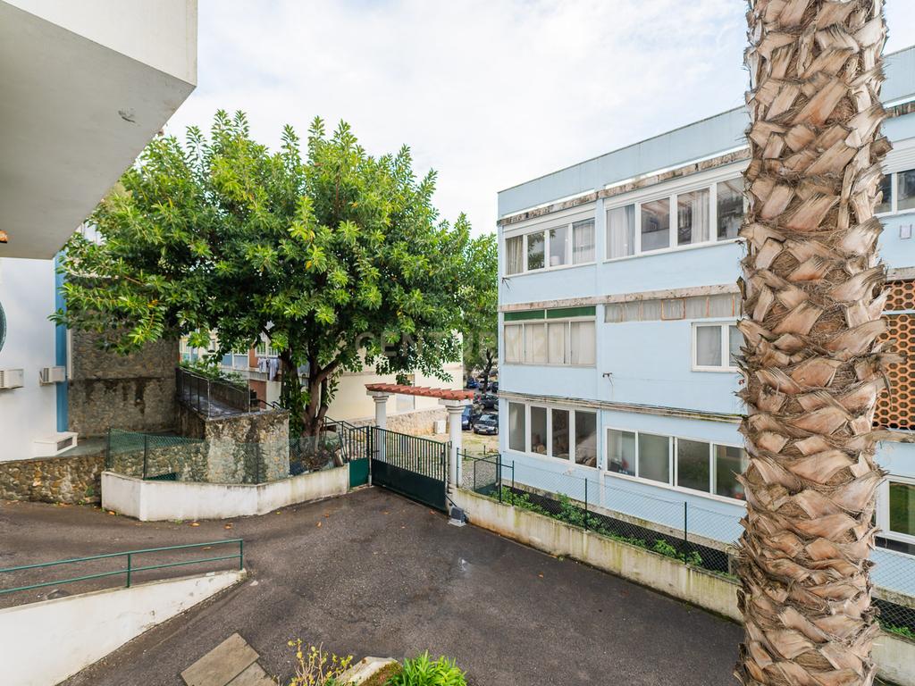 Monte Estoril - Apart. T1+1 com estacionamento e piscina em condomínio na Av Saboia - Image 33