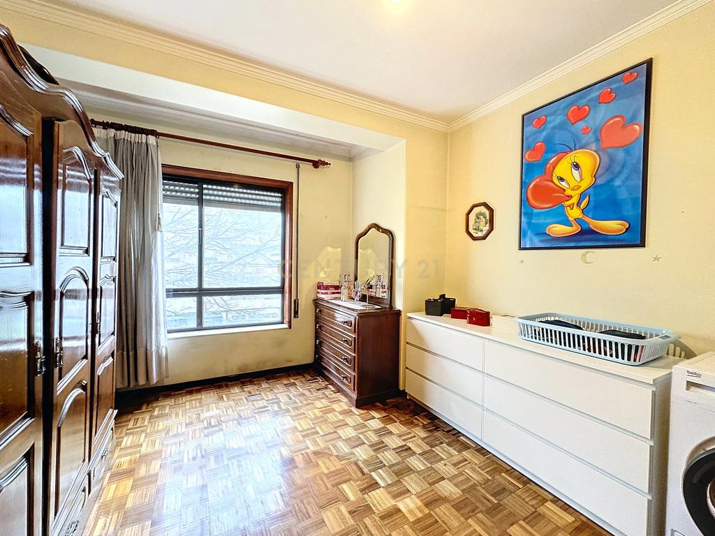 Apartamento T3 com varandas e lugar de garagem, na Póvoa de Varzim, Porto - Image 16