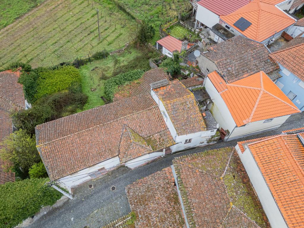 Moradia T4 com terreno - Santa Marta de Penaguião - Image 3