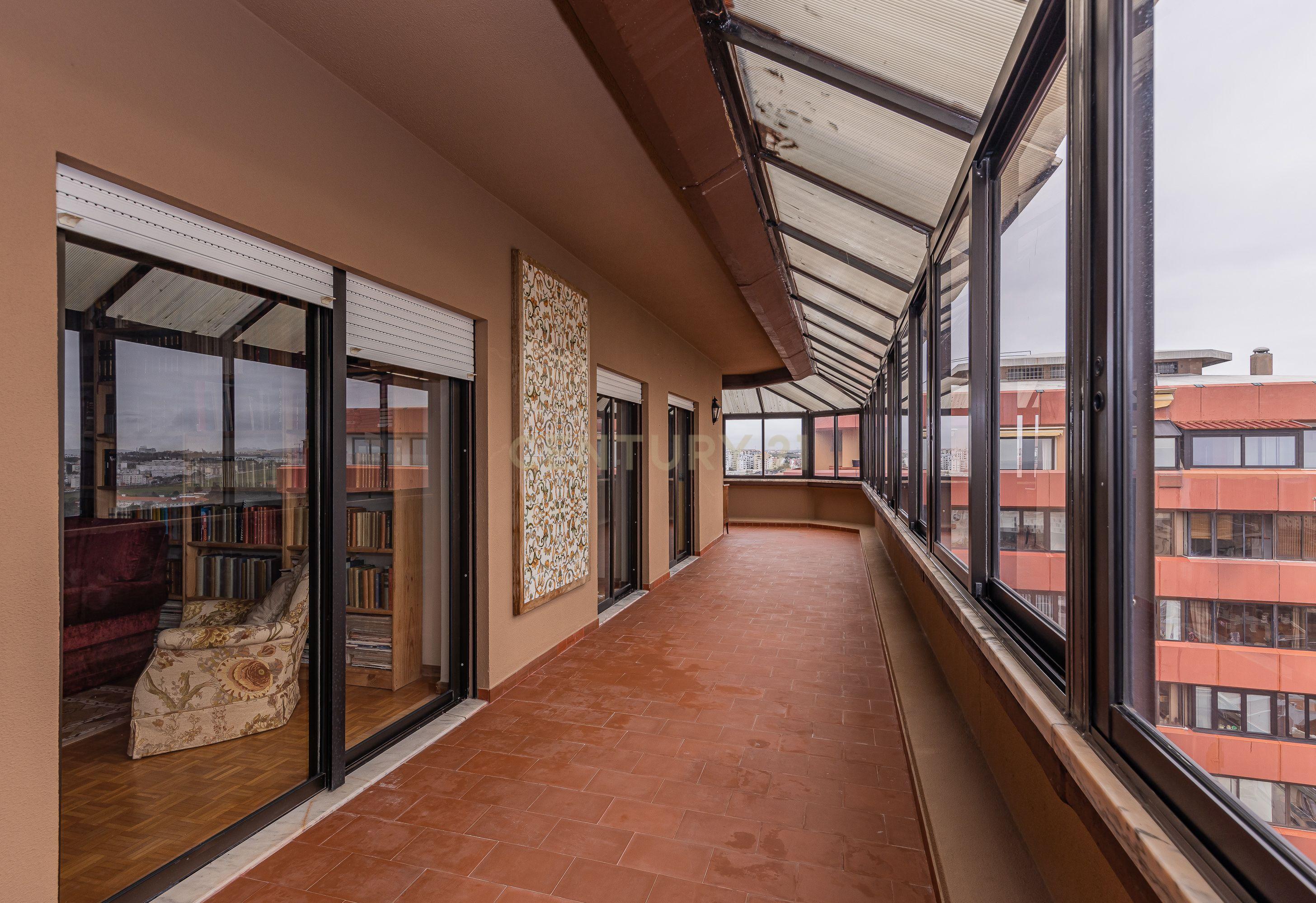 Penthouse T5 garagem Box 2 carros Torres das Palmeiras Oeiras - Image 50