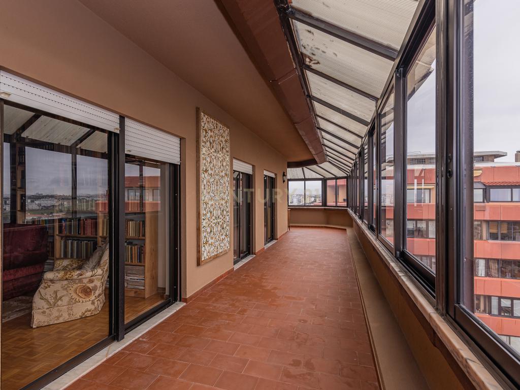 Penthouse T5 garagem Box 2 carros Torres das Palmeiras Oeiras - Image 50