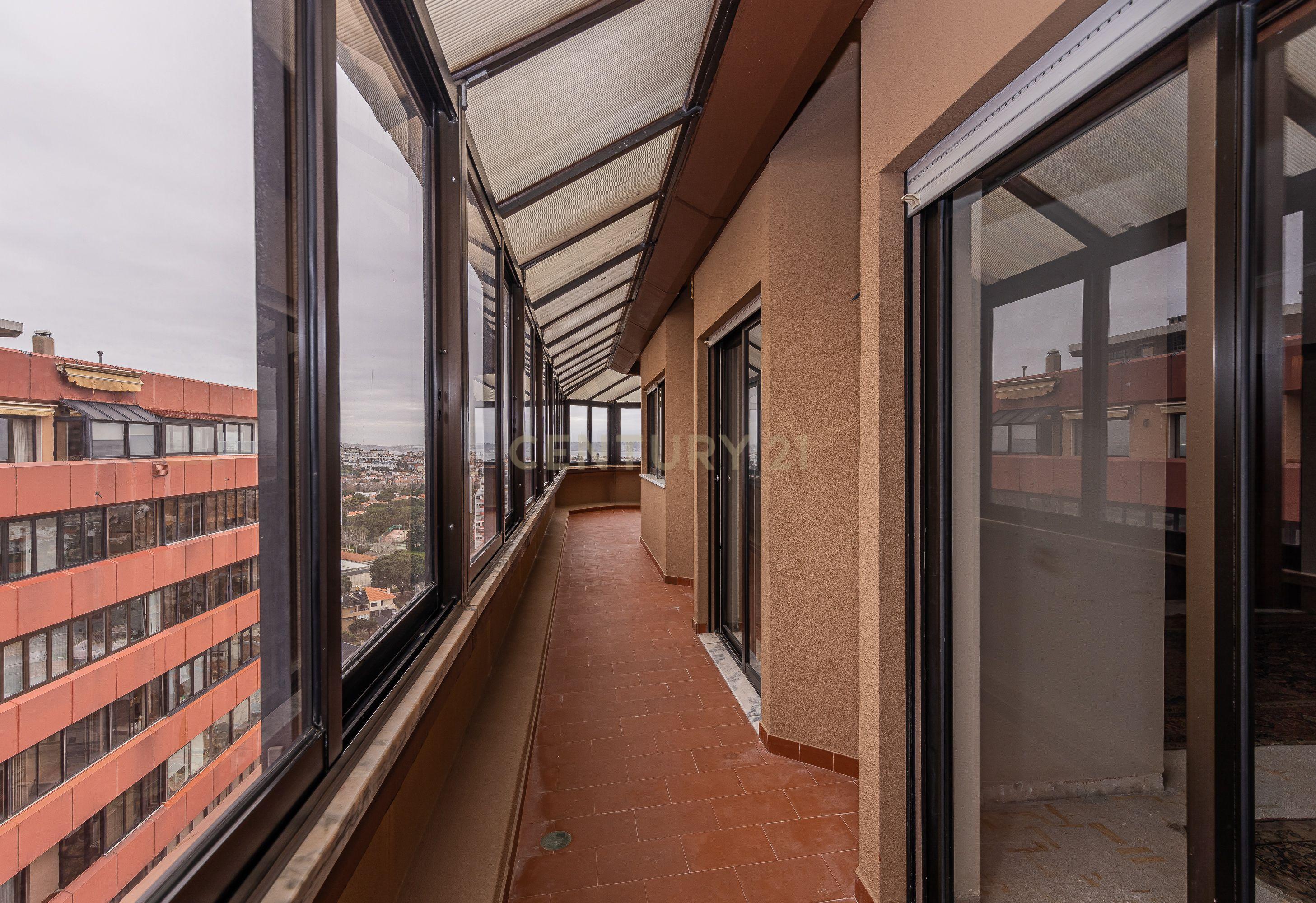 Penthouse T5 garagem Box 2 carros Torres das Palmeiras Oeiras - Image 52