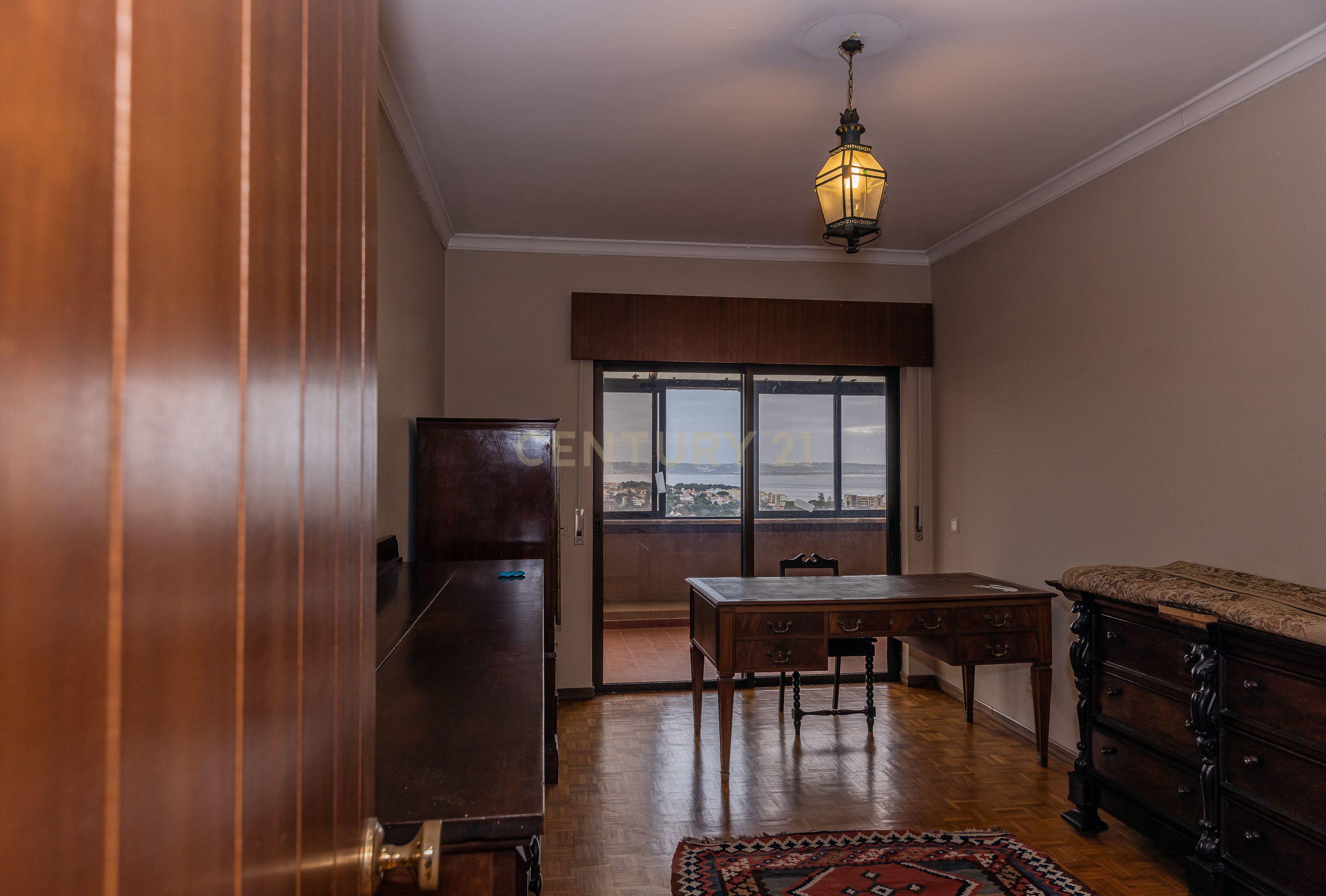 Penthouse T5 garagem Box 2 carros Torres das Palmeiras Oeiras - Image 21