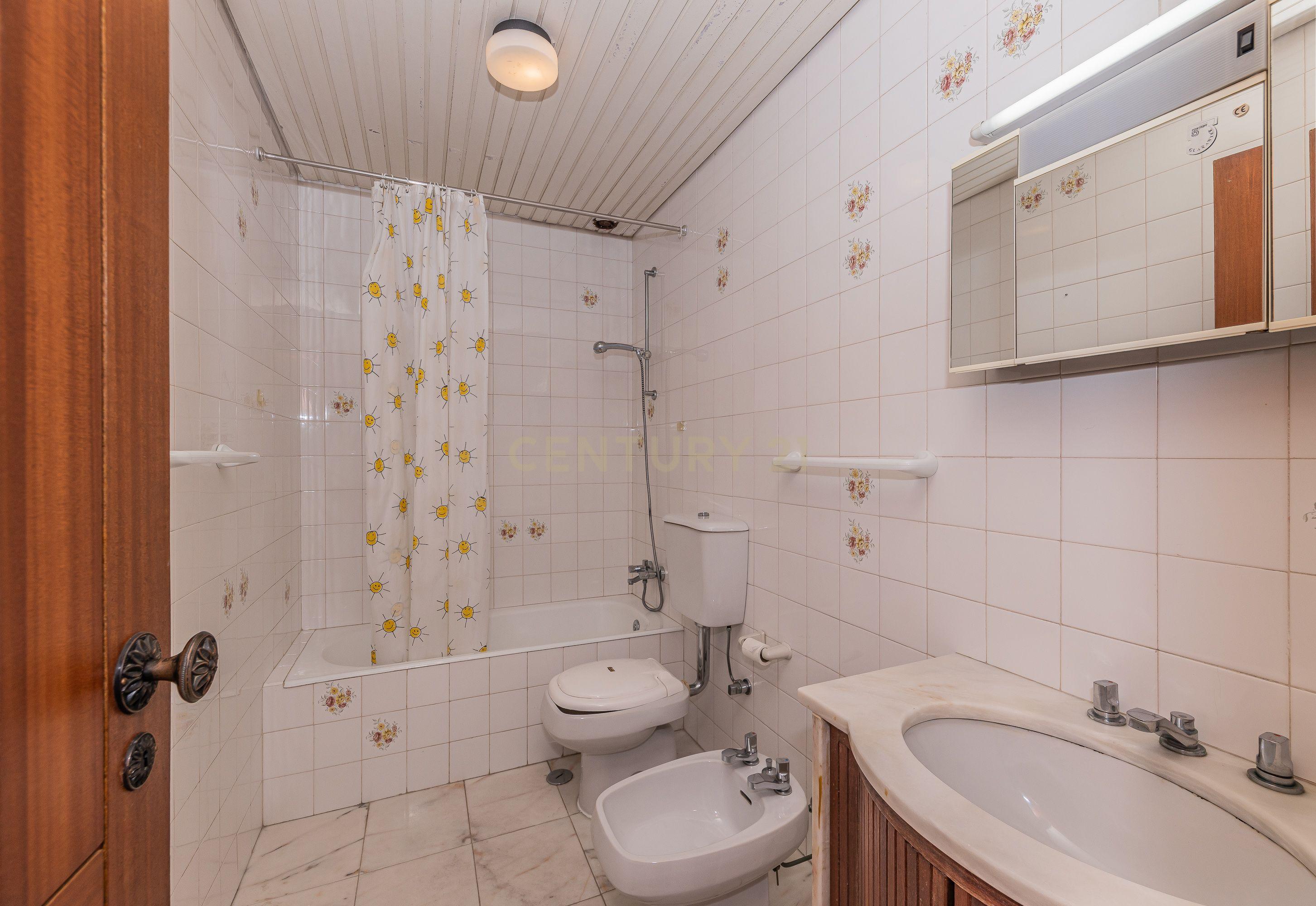 Penthouse T5 garagem Box 2 carros Torres das Palmeiras Oeiras - Image 24