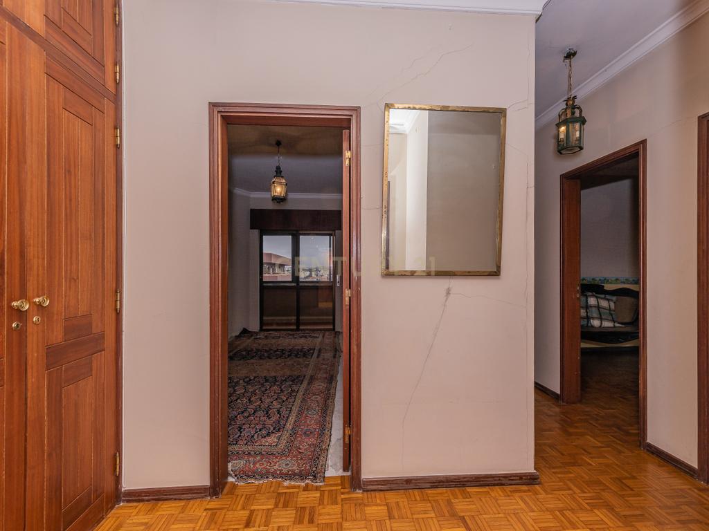 Penthouse T5 garagem Box 2 carros Torres das Palmeiras Oeiras - Image 22