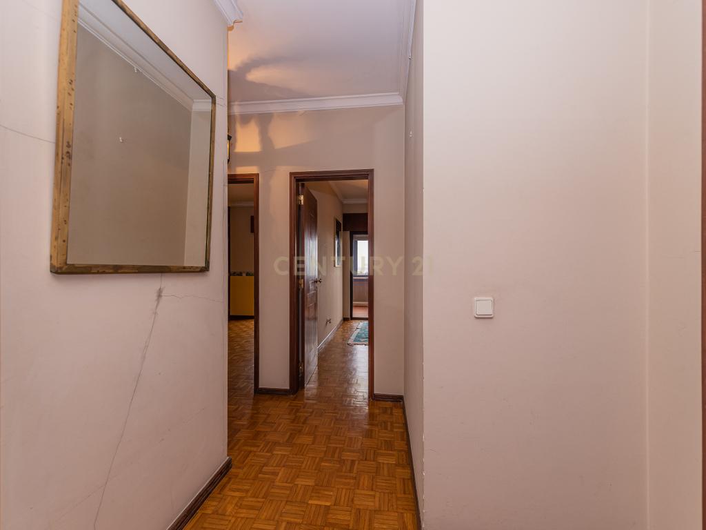 Penthouse T5 garagem Box 2 carros Torres das Palmeiras Oeiras - Image 41