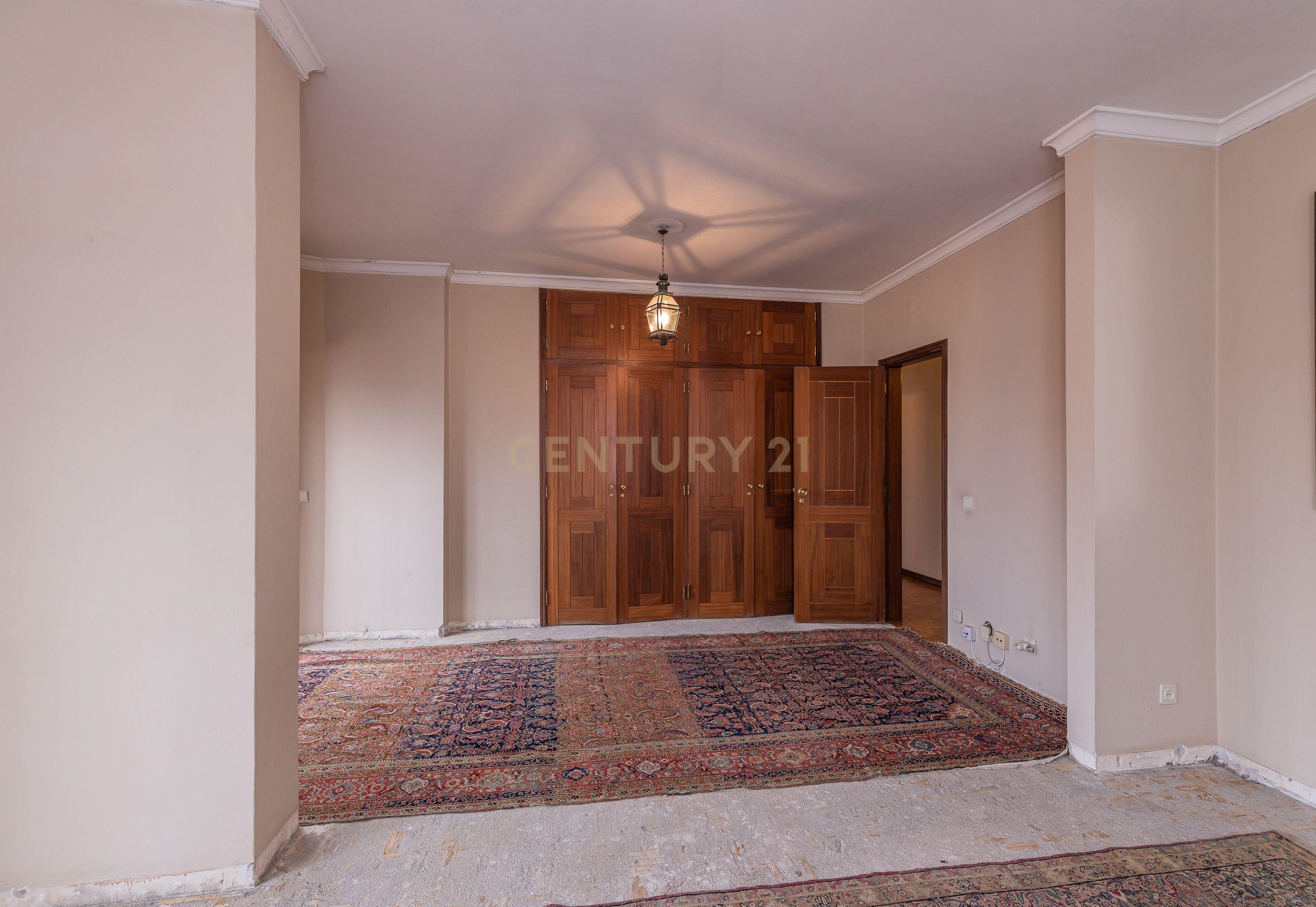 Penthouse T5 garagem Box 2 carros Torres das Palmeiras Oeiras - Image 26