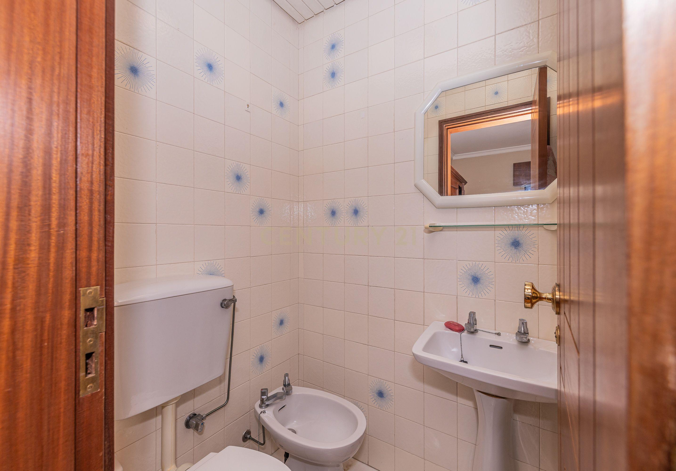 Penthouse T5 garagem Box 2 carros Torres das Palmeiras Oeiras - Image 34
