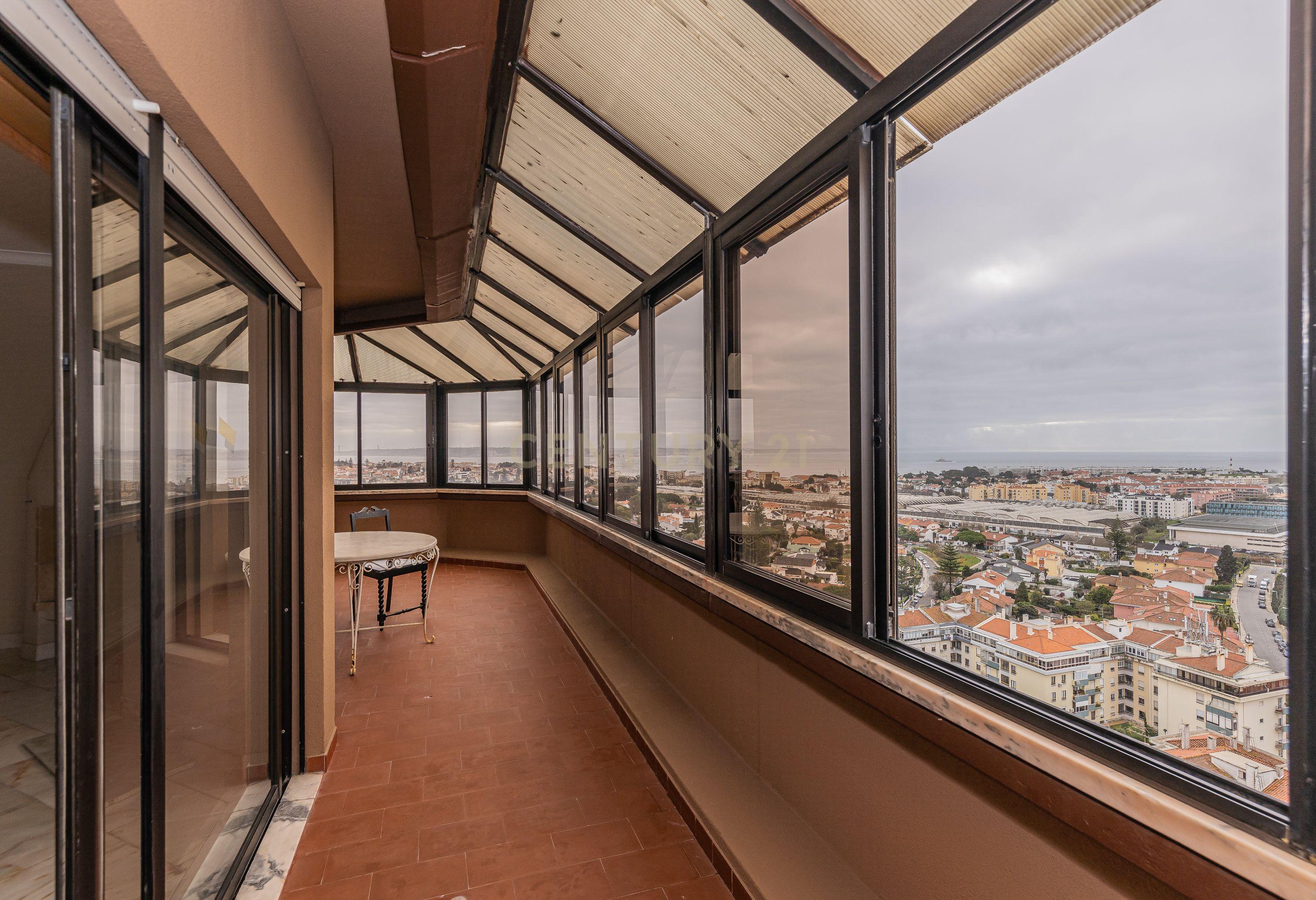 Penthouse T5 garagem Box 2 carros Torres das Palmeiras Oeiras - Image 48