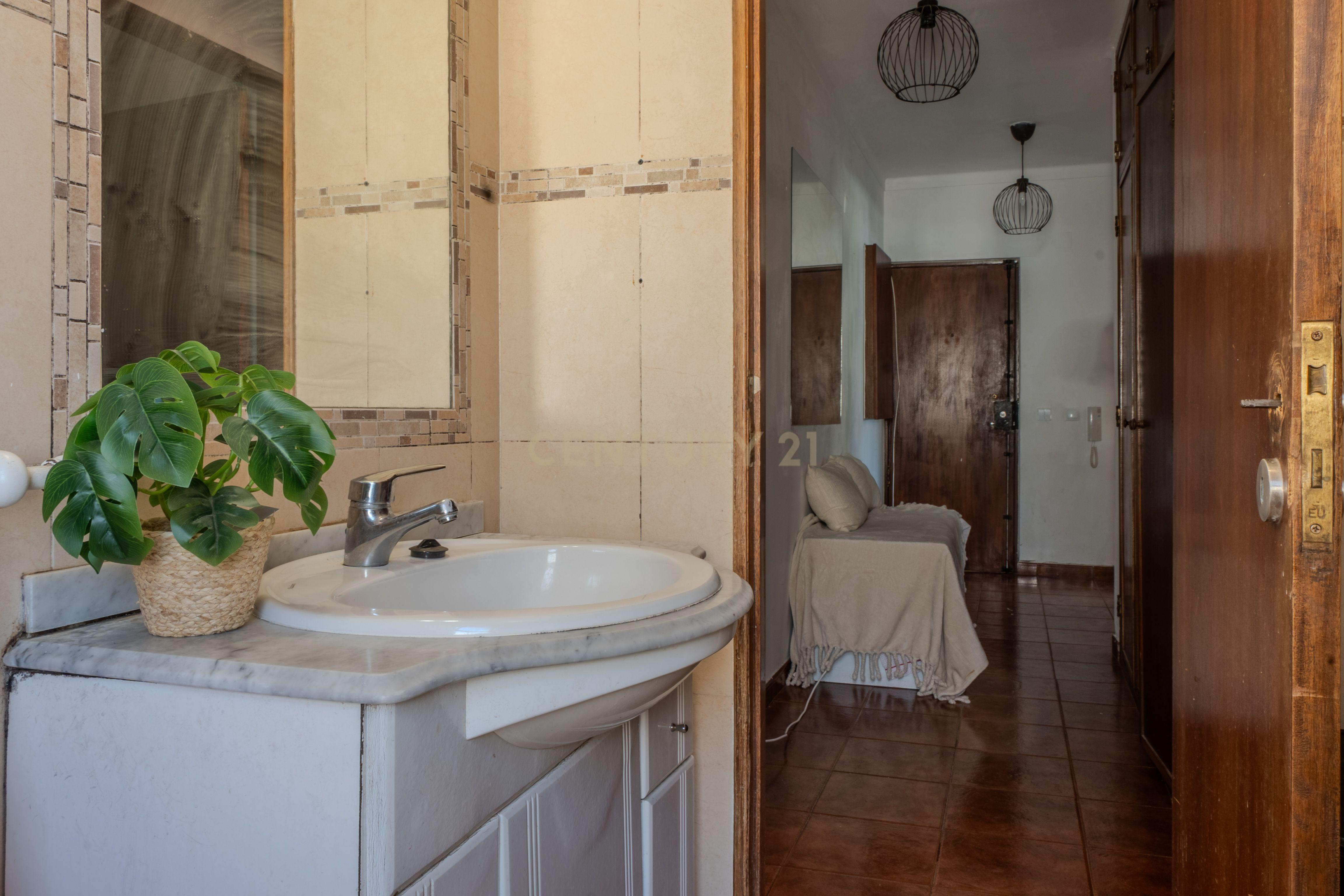 Fotografia 11 de Apartamento T2 no centro de Arruda dos Vinhos