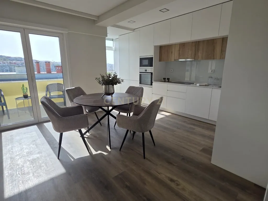 Apartamento T3 Novo em Benfica | varanda aberta | suite | 2 elevadores e 2 Anos de Garantia - Image 11
