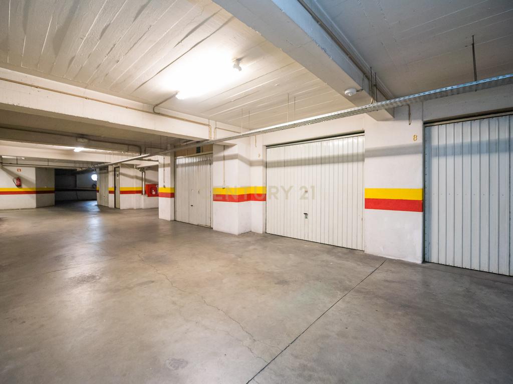 T2 COM DUAS VARANDAS E GARAGEM BOX EM VALE MOURÃO - Image 24