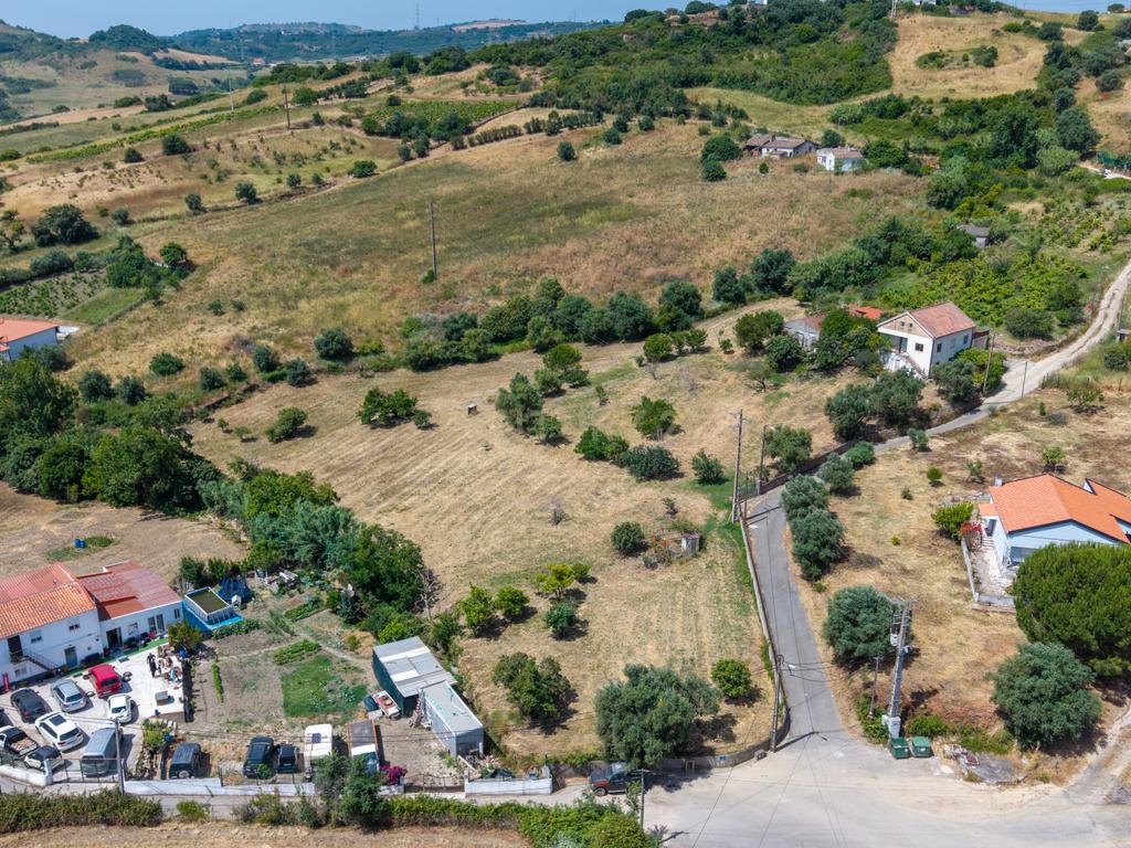 Quinta com 9320m2 em São João dos Montes (Alhandra) - Image 1