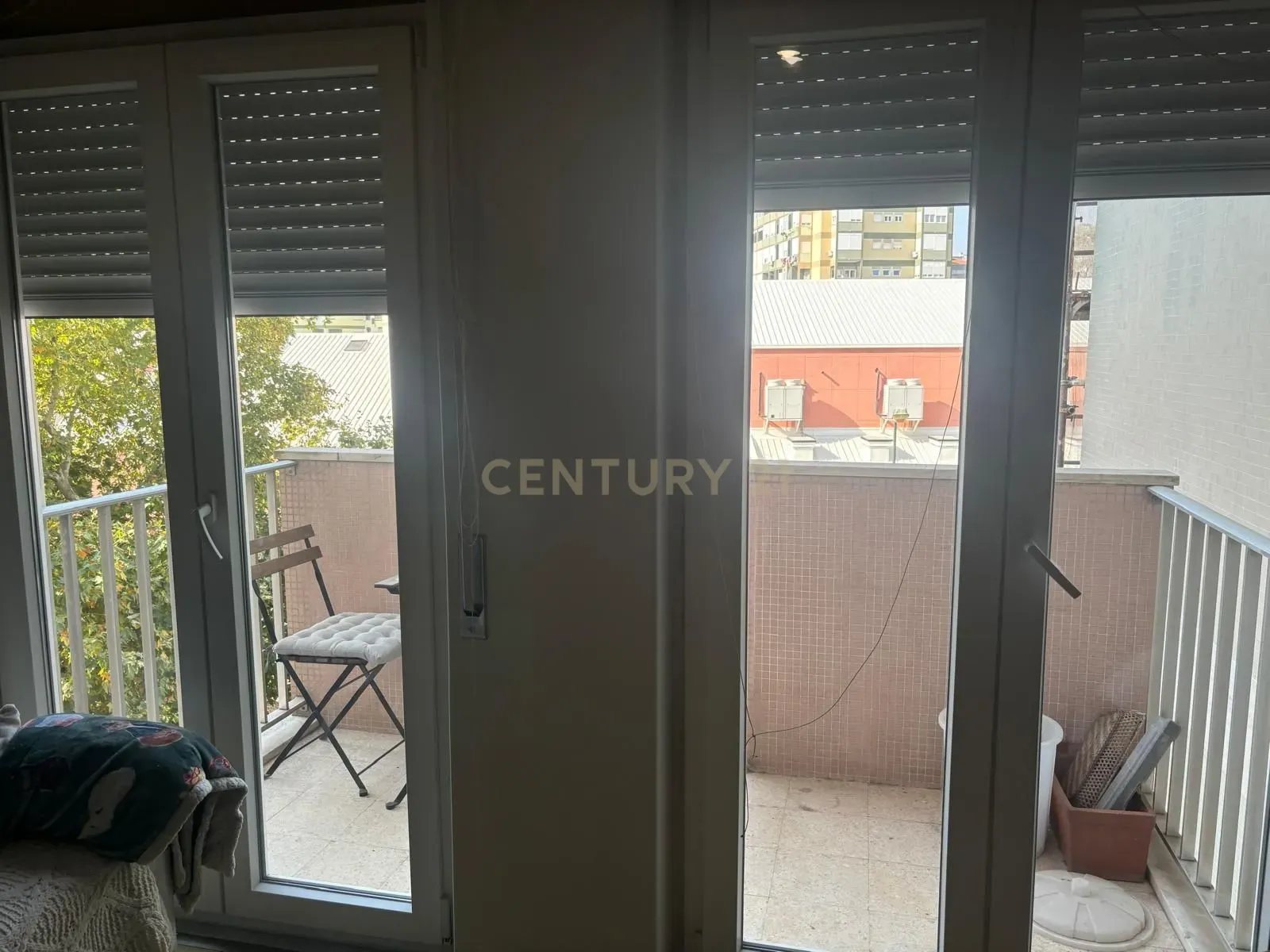 Apartamento Moderno T1 com Varanda no Lumiar - 1150€ - Image 13