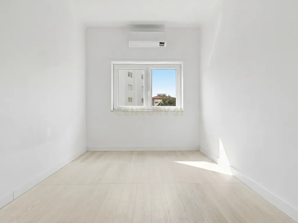Fantástico Apartamento T3 com Excelente Localização - Image 48