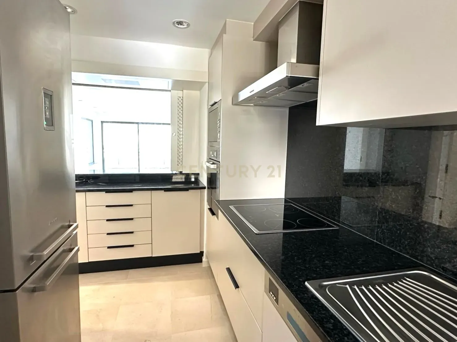 Apartamento T2 | Novo | Vilamoura | Condomínio Fechado - Image 9