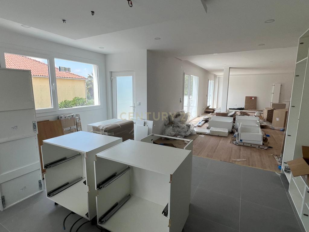 Moradia moderna T4 em construção na Rinchoa - Image 12
