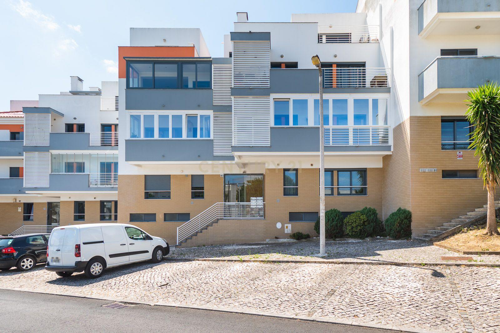 Apartamento T3 Duplex em São Domingos de Rana, Cascais