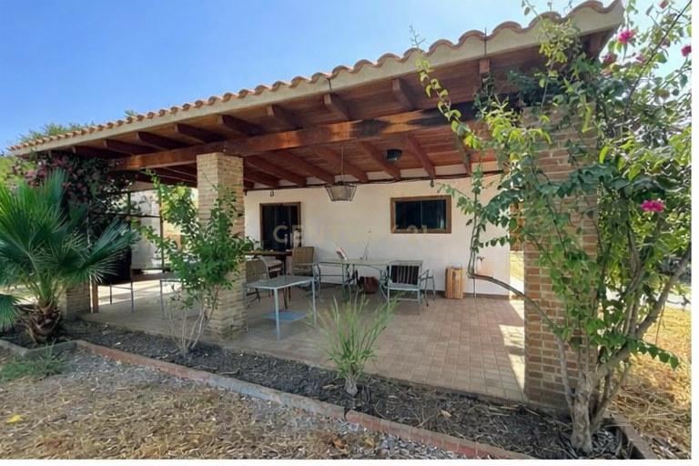 QUINTA RÚSTICA COM 11.000 m² DE TERRENO, PRIVACIDADE E VISTAS PANORÂMICAS EM ÁLORA - Image 2