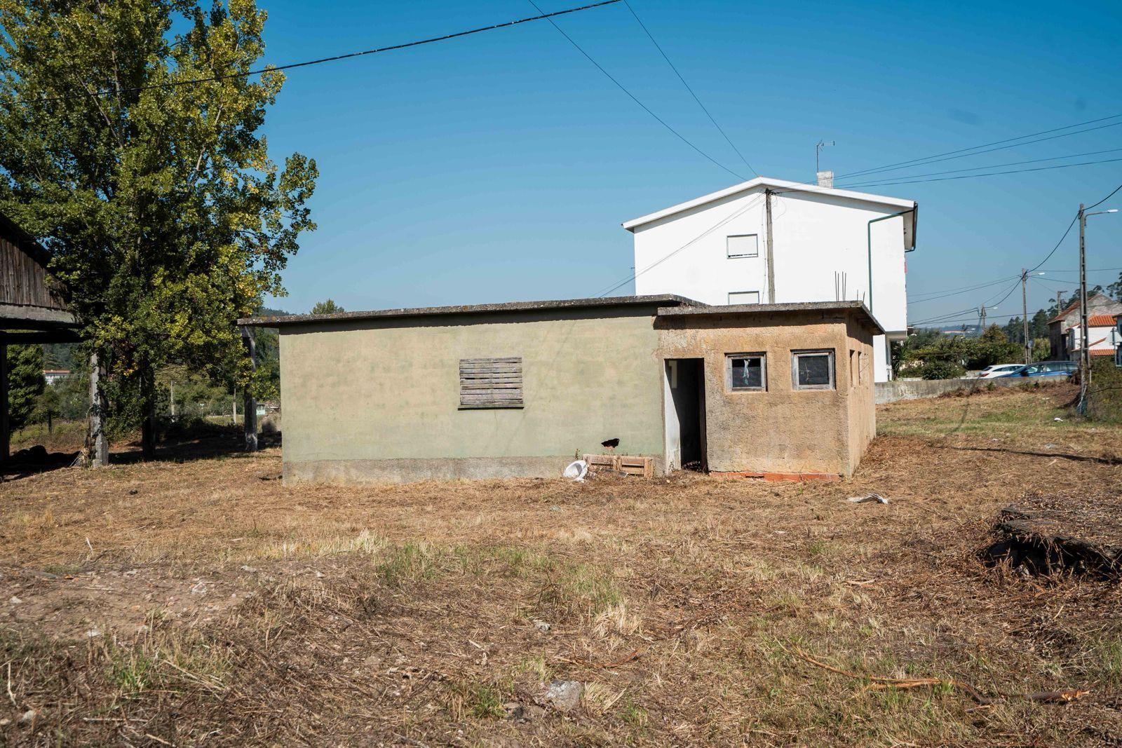Fotografia 10 de Terreno  9.000m2 + Armazém em Miranda do Corvo, Coimbra