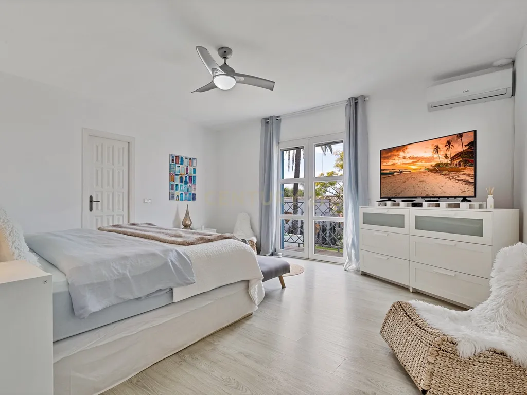 Impressionante moradia isolada com 5 quartos em San Pedro de Alcántara, Marbella - Image 8