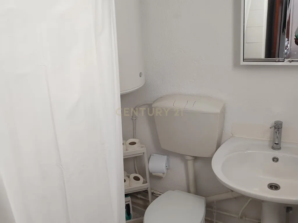 Moradia T2 com Garagem, Póvoa de Rio de Moinhos, Castelo Branco - Image 4