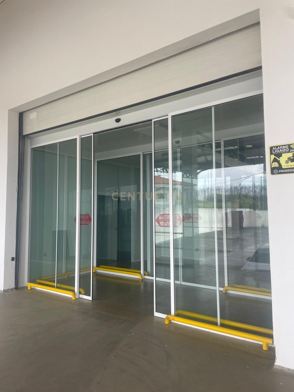 Fotografia 3 de Centro Logístico e Industrial Renovado | 1.294 m² | Câmaras de Frio e Congelação | Sobral de Monte Agraço